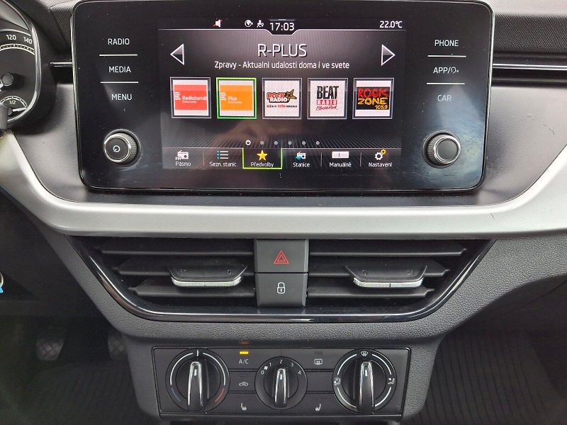Škoda Kamiq (2020) Ambition 1,6TDi 85kW - fotka 23 z 29