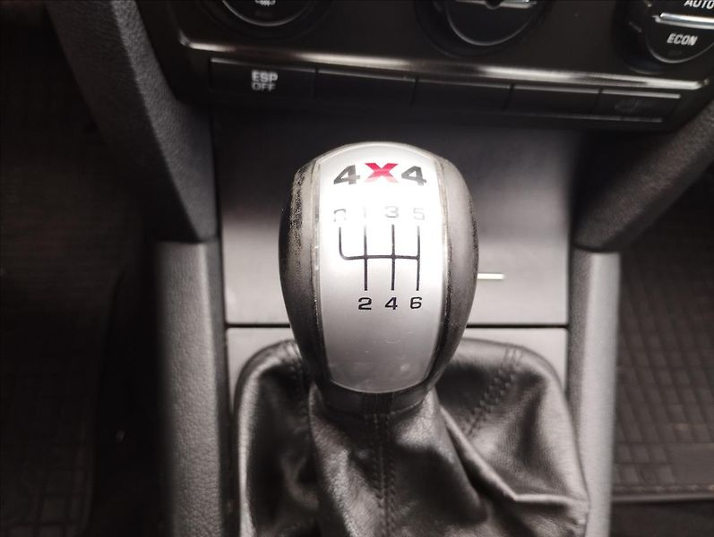 Škoda Octavia 2,0 TDi 103KW Scout 4X4 - fotka 17 z 20