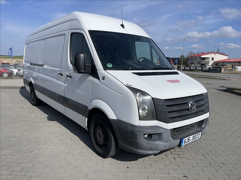 Volkswagen Crafter 2,0 TDi 120kw polointegrovaný - fotka 34 z 42