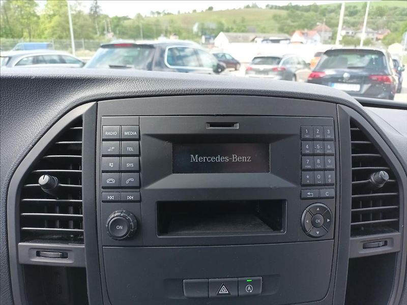 Mercedes-Benz Vito 1,8 114CDI,100KW,ČR,8MÍST, - fotka 32 z 38