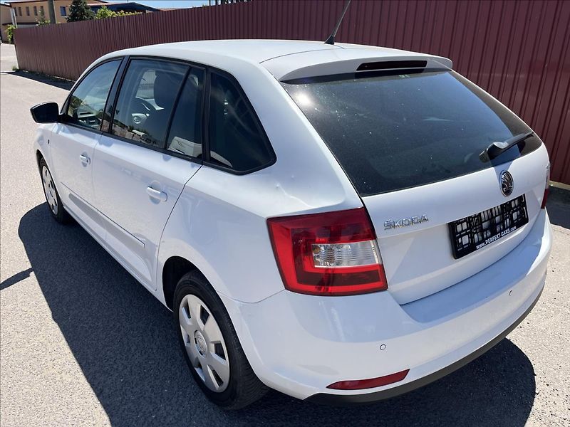 Škoda Rapid 1,6 TDi 66KW KLIMA STK 6/28 - fotka 8 z 32