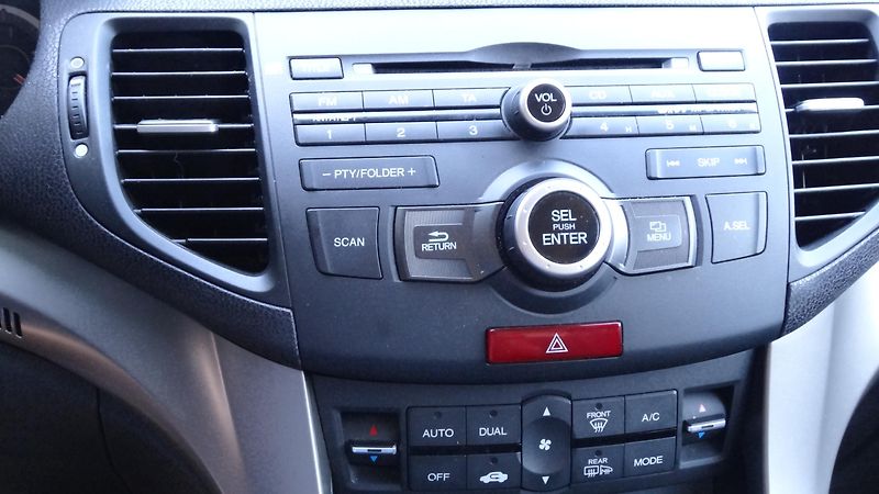 Honda Accord Accord 2.2CTDi 110kW - fotka 7 z 9