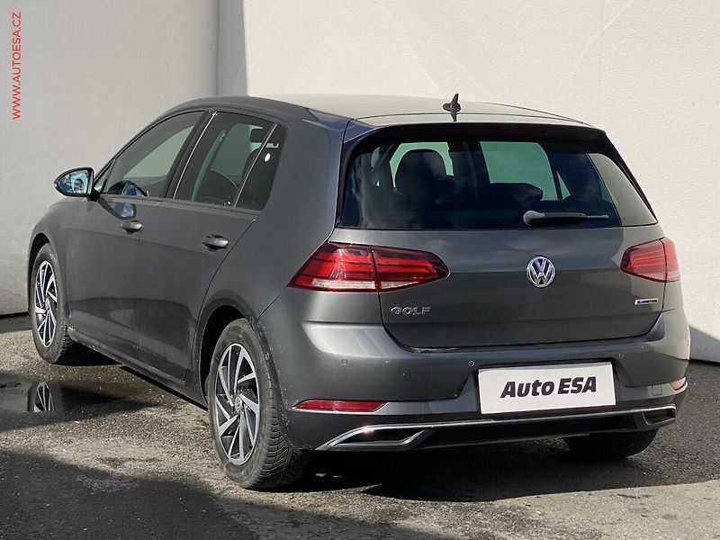 Volkswagen Golf (2019) 1.5 TSi, Join, navi - fotka 6 z 18