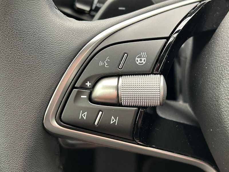 Škoda Superb 2.0 TDi L & K - fotka 22 z 33