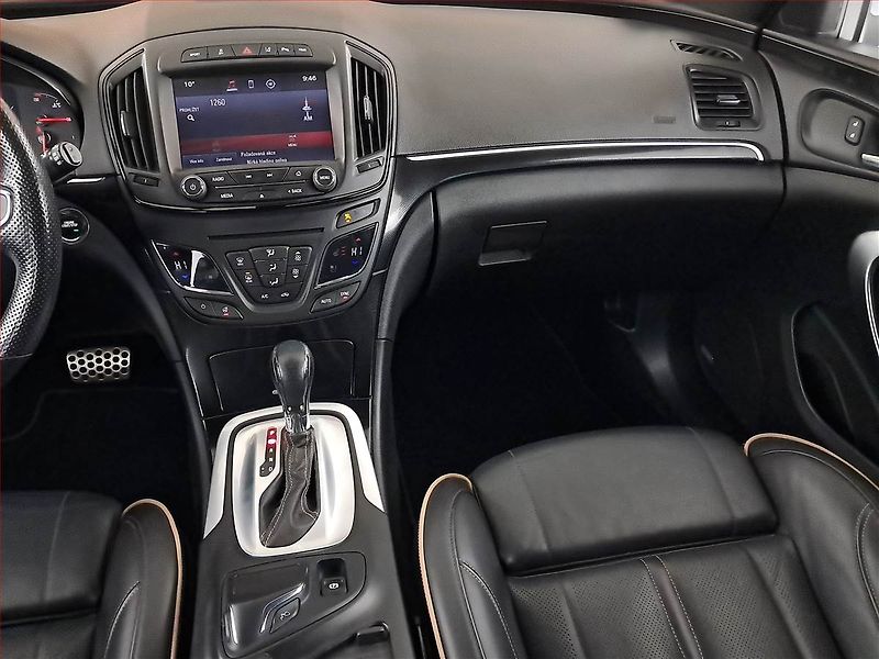 Opel Insignia (2015) 2.0 BiTurbo CDTI, 4X4 - fotka 8 z 17