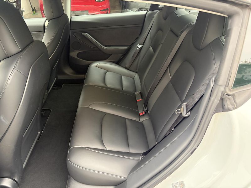 Tesla Model 3 (2021) SR+ 60, LFP, SOH:92% - fotka 7 z 14