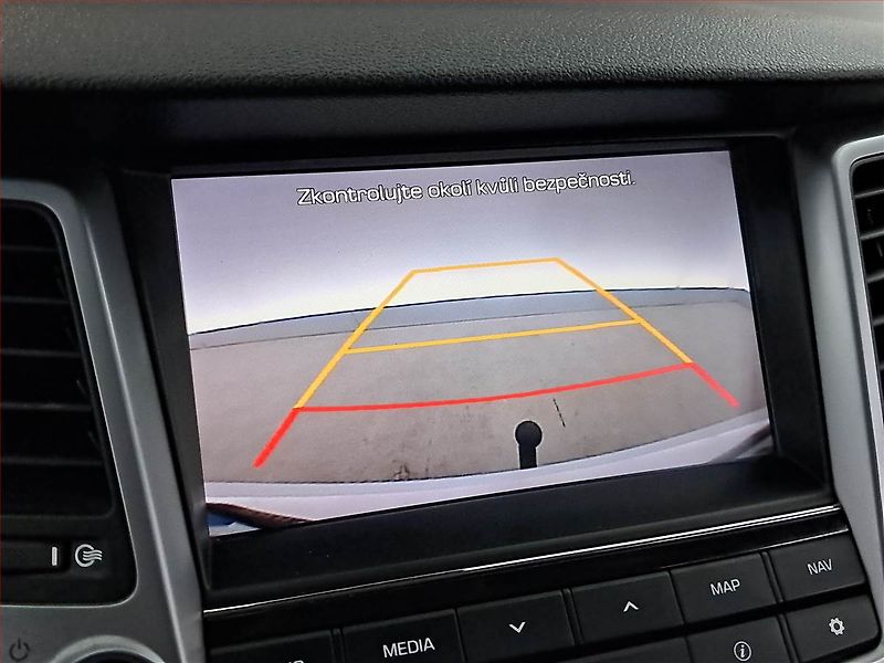 Hyundai Tucson (2016) 1.7 CRDi, Navi, Tempomat - fotka 16 z 21