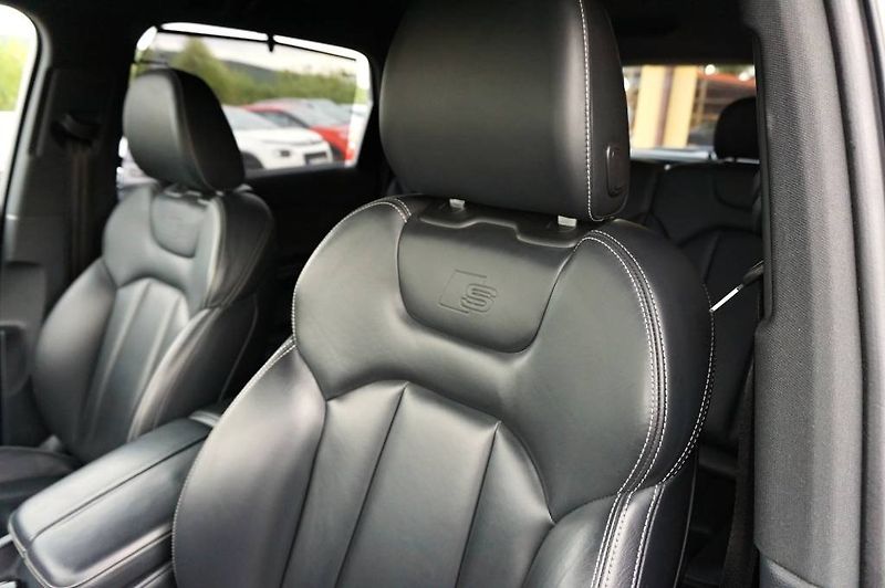 Audi Q7 (2016) S-LINE 3,0 TDI 200 kW - fotka 34 z 55