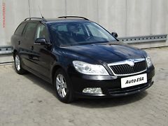 Škoda Octavia (2010) 1.6 TDi, AC, temp, tažné - fotografie inzerátu