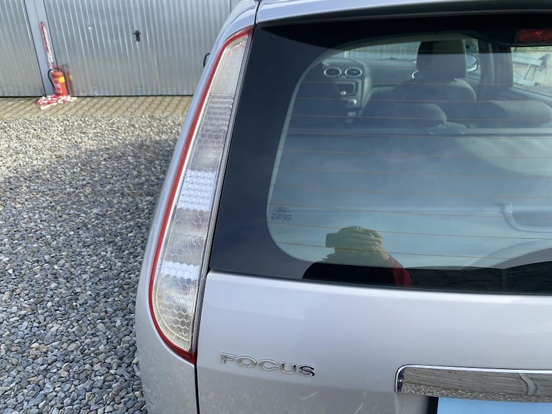 Ford Focus 2.0i 145PS LPG FORD COMBI TOP! - fotka 43 z 170