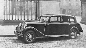 Vůz Škoda 650 Limousine na snímku, je limuzína z roku 1934. Celkem bylo vyrobeno pouhých 58 automobilů tohoto modelu.