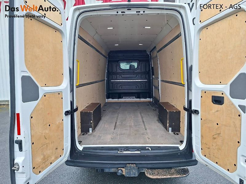 Volkswagen Crafter (2021) dlouhý,2.0 TDI,103kW,Tažné,Kam - fotka 22 z 32