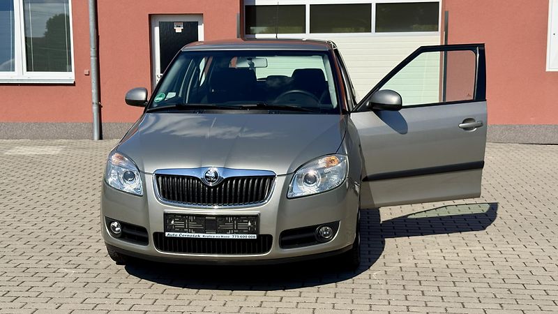 Škoda Fabia 1.4 16V*63kW*ELEGANCE*94TKM* - fotka 23 z 26