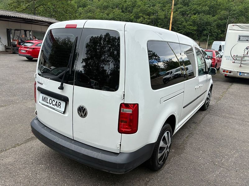 Volkswagen Caddy 2.0 TDi LONG 5 míst ČR DPH - fotka 6 z 18