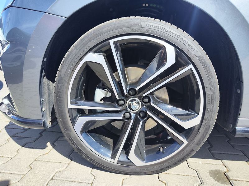 Škoda Fabia 1.5 TSi/110kW Monte Carlo DSG - fotka 31 z 31