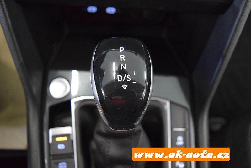 Volkswagen Tiguan 1.5 TSi ELEGANCE DSG  - fotka 41 z 62