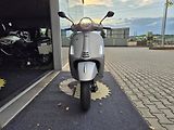 Vespa (2026) GTS 310 Edizione Ottantesimo - náhled 9