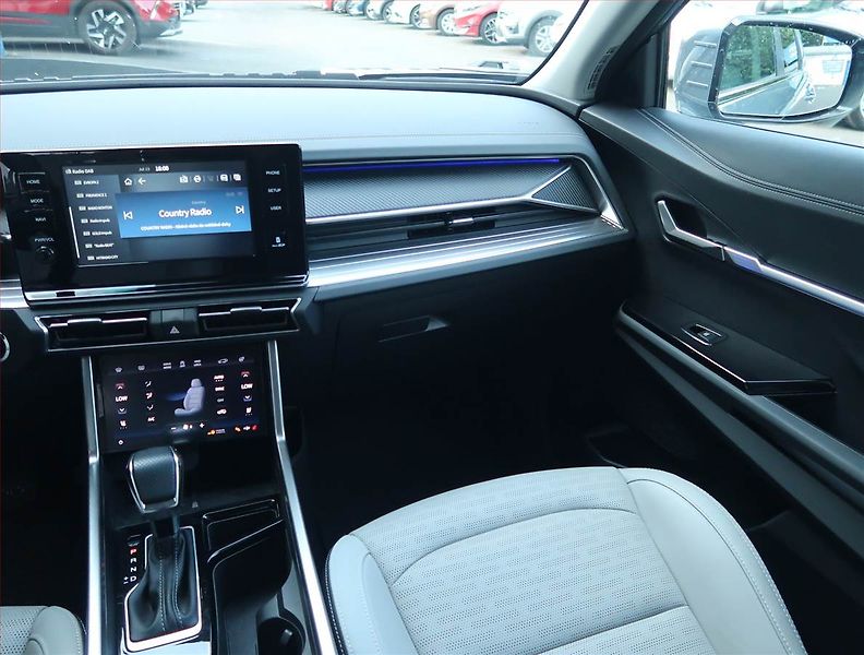 SsangYong Torres (2025) Premium 1.5 T-GDI - fotka 8 z 17
