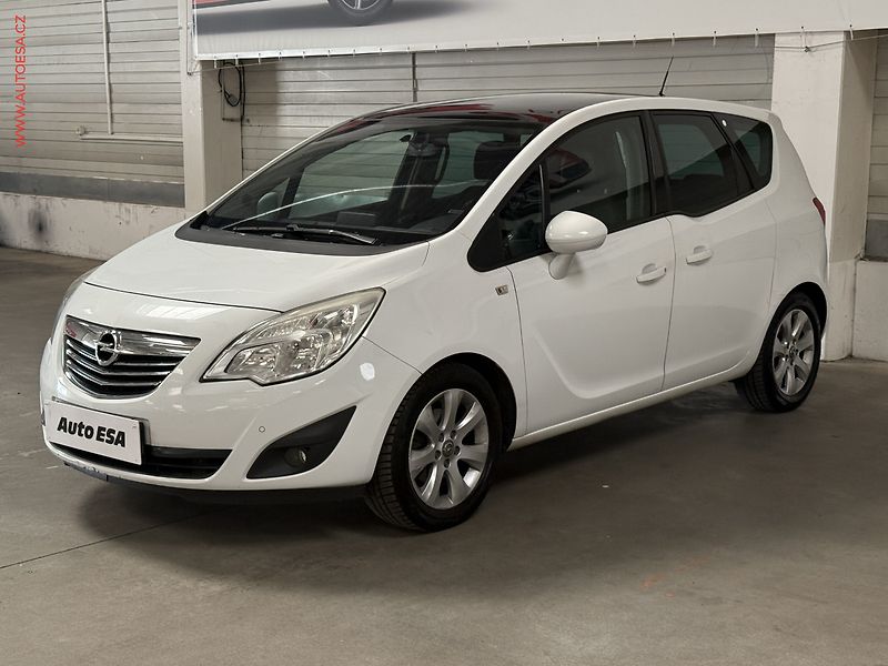 Opel Meriva (2013) 1.4i, ČR, AC, panor - fotka 3 z 19