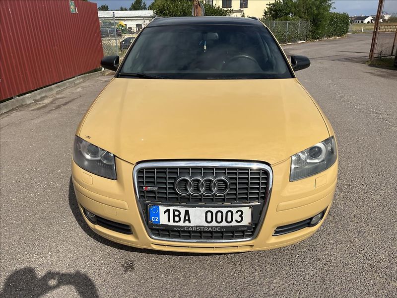 Audi A3 3,2 i V6 184KW 4x4  Sportback - fotka 2 z 45