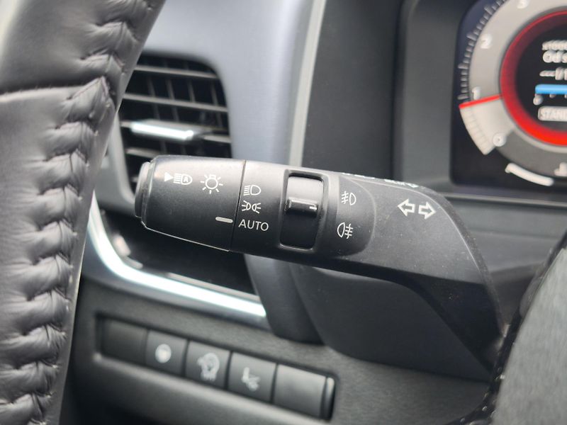 Nissan Qashqai 2021 ČR 1.3 DIG-T 116kW TEKNA+ - fotka 10 z 39
