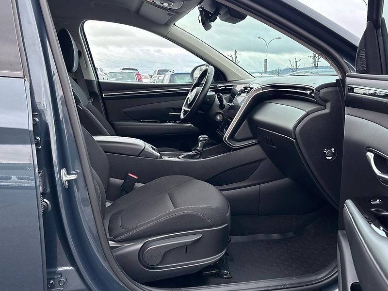 Hyundai Tucson DCT MHEV 4x4 Smart Navi - fotka 9 z 24