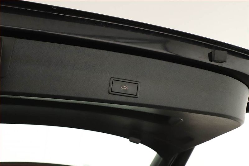 Seat Ateca (2019) Xcellence 1.5 TSI, Kůže, Navi - fotka 9 z 19