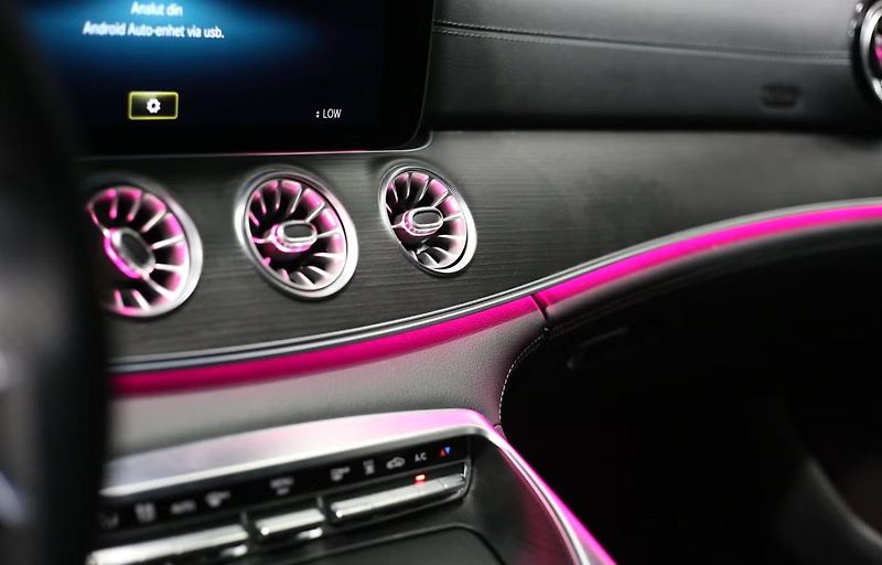 Mercedes-Benz AMG GT 43 4M Matrix 360k Hud  - fotka 26 z 31