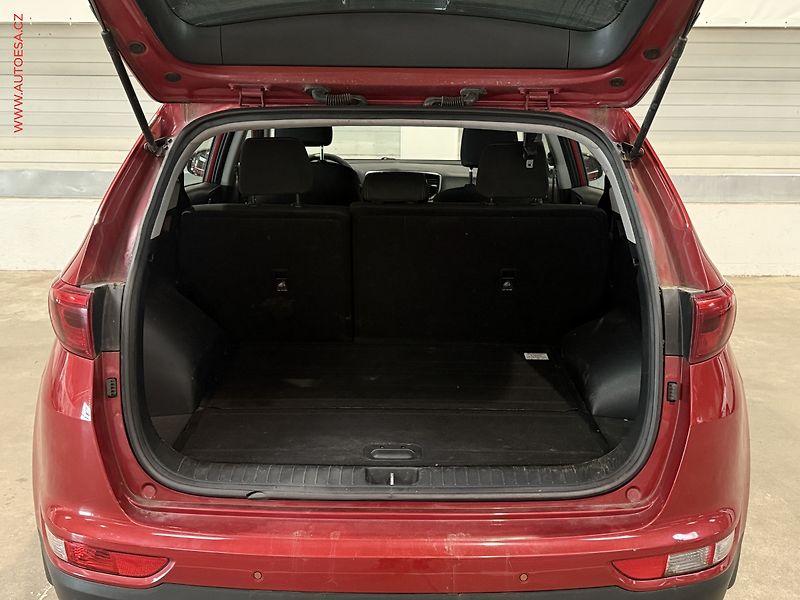 Kia Sportage (2016) 1.7 CRDi, 1.maj,ČR, AC, park - fotka 7 z 18