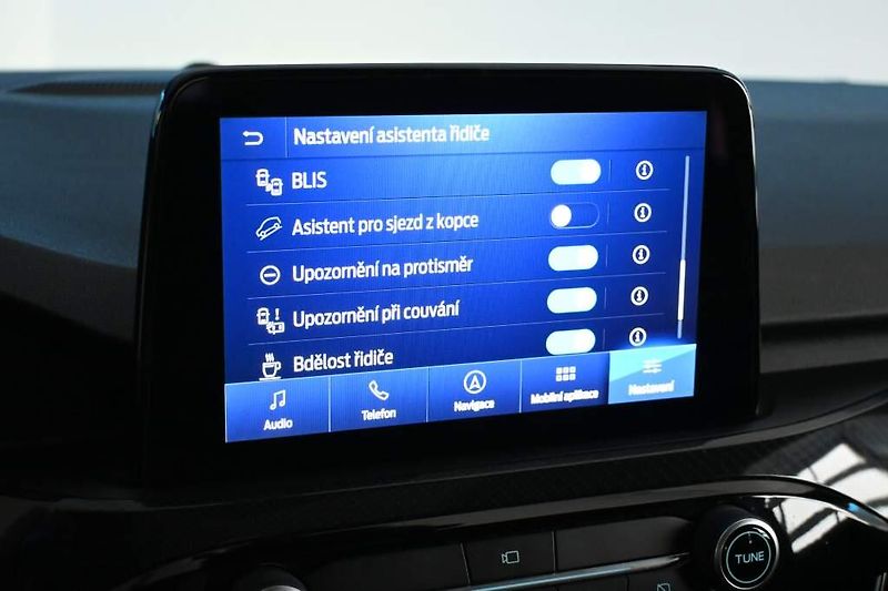 Ford Mondeo (2022) 2.0 LED SONY ACC TITANIUM Tažn - fotka 20 z 38