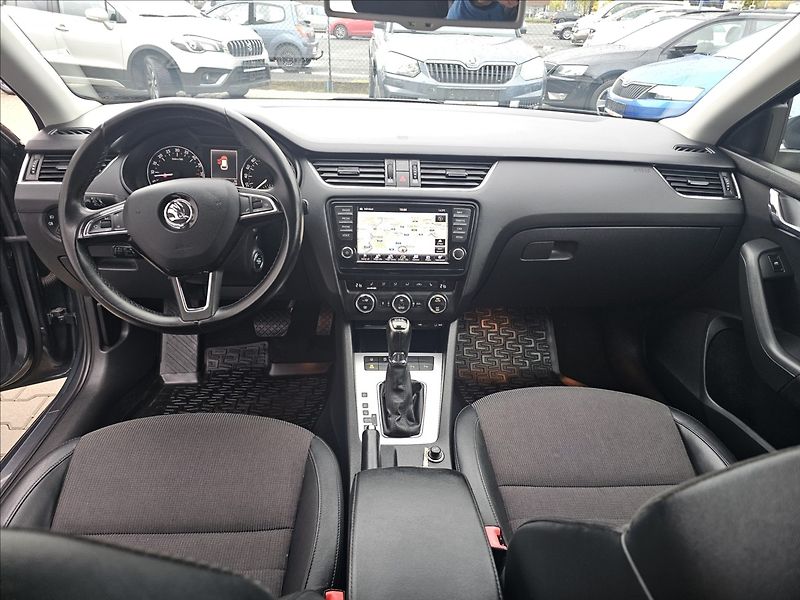 Škoda Octavia III 2,0TDi 110KW DSG Elegance - fotka 28 z 49