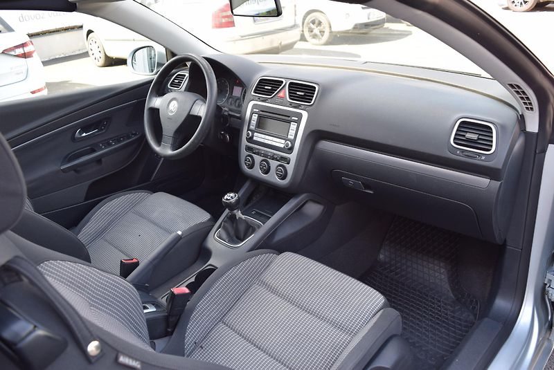 Volkswagen EOS (2007) 1.6FSI 85kw TAŽNÉ NOVÉ ROZVODY - fotka 29 z 34