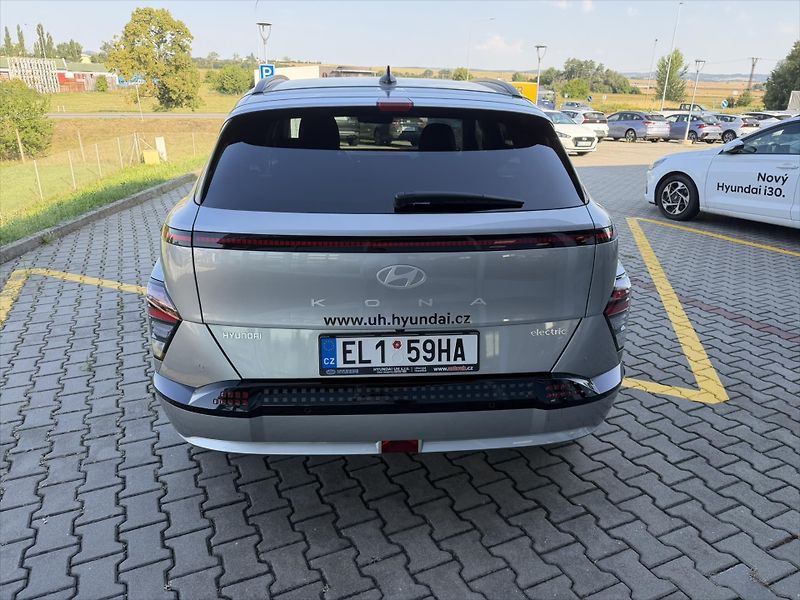 Hyundai Kona (2026) 0,0 EV 27 64,8  CZECH EDITION - fotka 4 z 12