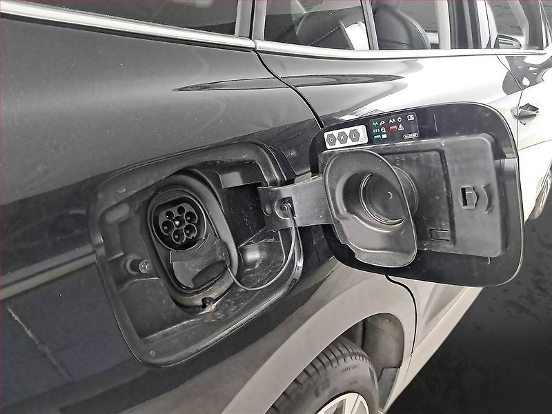 Škoda Enyaq (2025) 85x (82 kWh), SoH 100% - fotka 17 z 26
