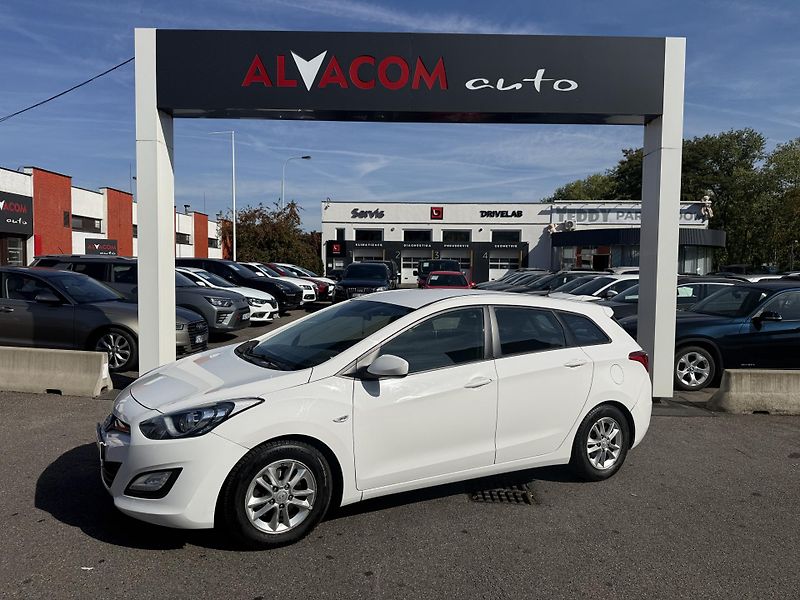 Hyundai i30 1.6 - fotografie inzerátu