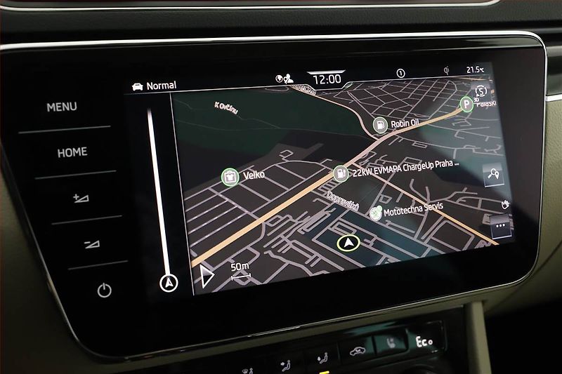 Škoda Superb (2022) Laurin&Klement iV 1.4 TSI PHEV - fotka 10 z 21