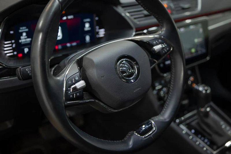 Škoda Superb 2.0 TDI 147 kW 4x4 L&K - fotka 12 z 38