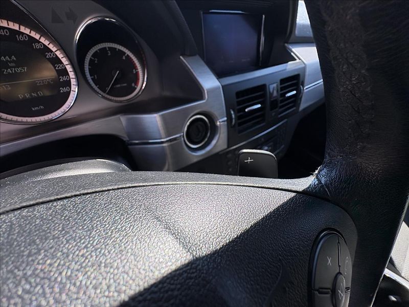 Mercedes-Benz GLK 2,2 220CDI AT,4M,Offroad paket - fotka 7 z 33