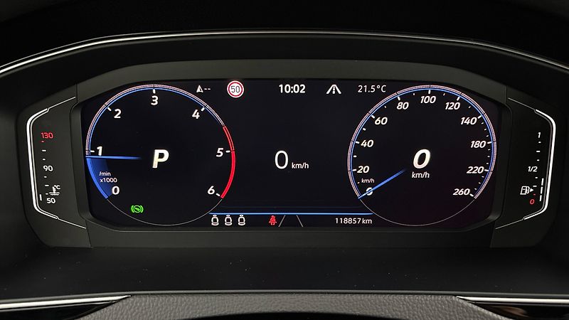 Volkswagen Passat 2.0 TDI DSG 4MOTION Alltrack - fotka 10 z 32