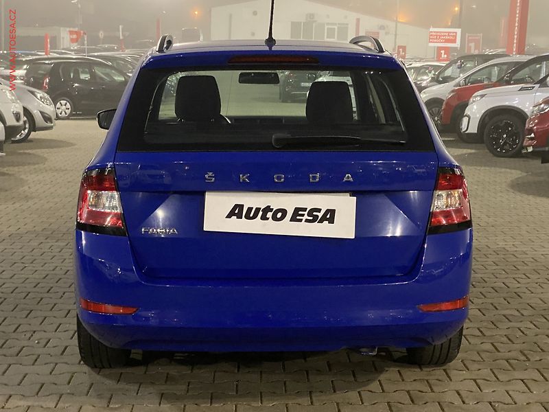Škoda Fabia (2021) 1.0 TSi, 1.maj,ČR, Ambition - fotka 5 z 16