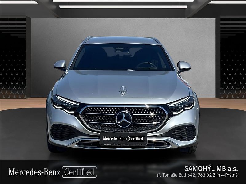 Mercedes-Benz Třídy E E 450d 4M ALL TERRAIN - fotka 8 z 13