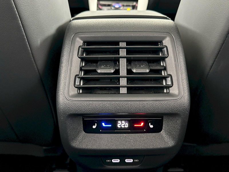 Volkswagen Tayron (2025) Elegance 2.0 TSI 150kW 4Motion - fotka 37 z 42