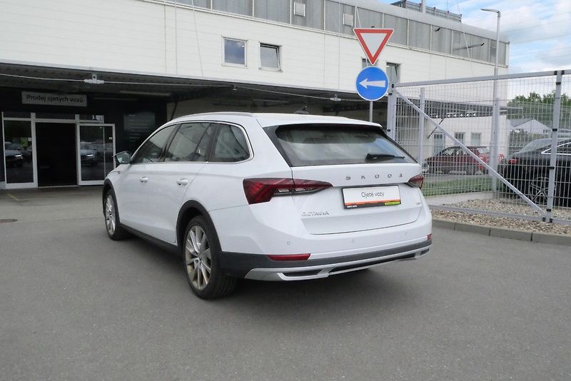 Škoda Octavia - fotka 3 z 6