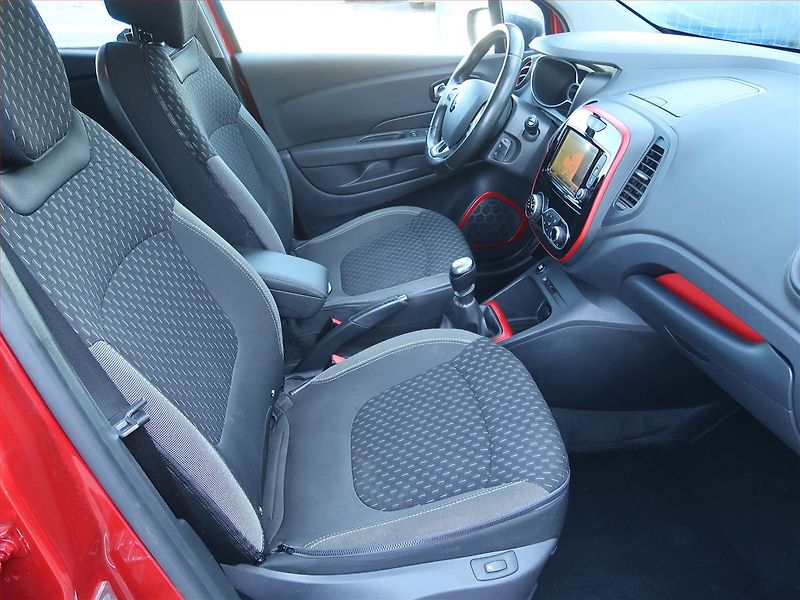 Renault Captur (2017) Intens 1.2 TCe, Serv.kniha - fotka 9 z 19