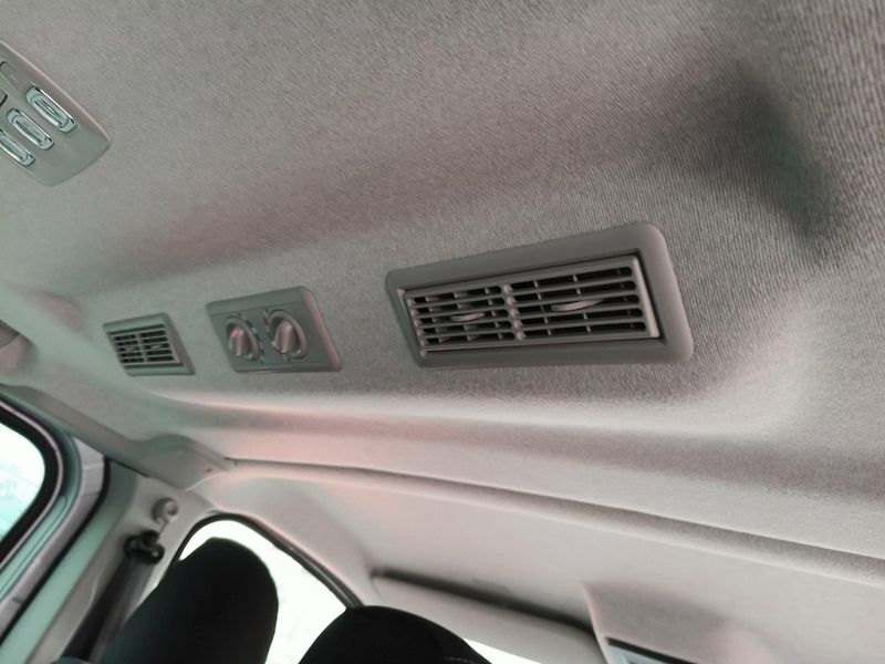 Renault Trafic (2025) L2 Equilibre Blue dCi 150 Comb - fotka 11 z 28