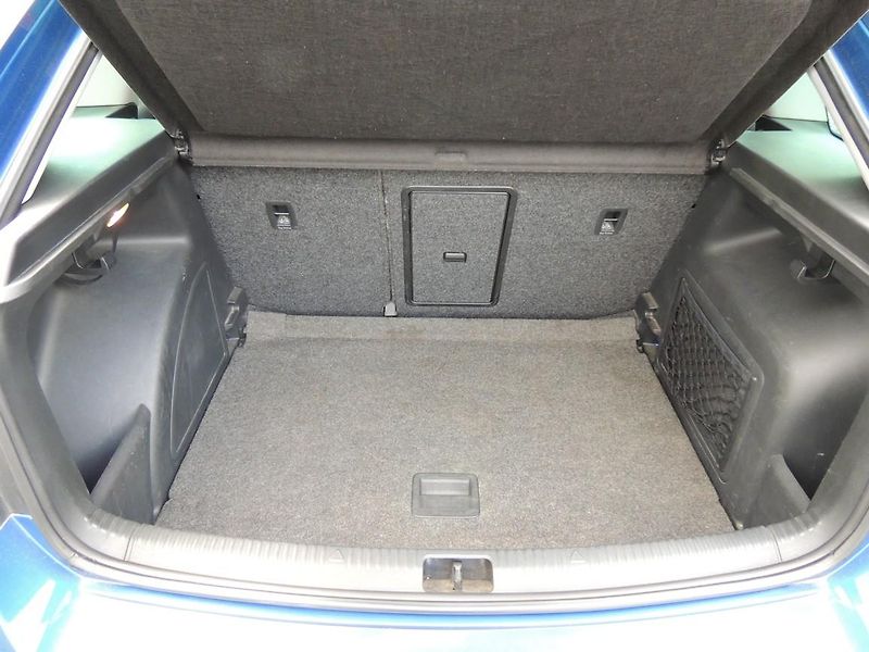 Škoda Rapid (2014) 1.2TSi,77kw,dobrá výbava - fotka 35 z 40
