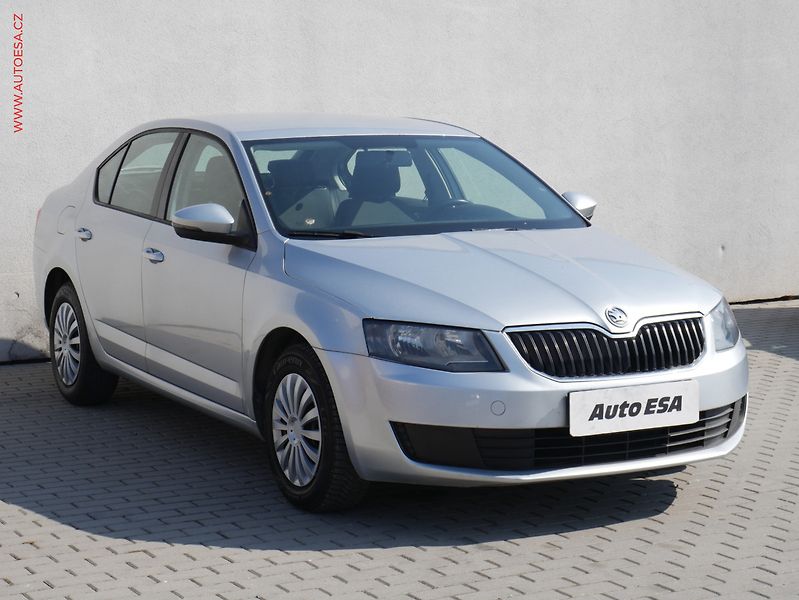 Škoda Octavia (2014) 1.6TDI, AC, temp, STK2/28 - fotografie inzerátu