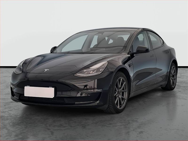 Tesla Model 3 (2021) Long Range 4WD 82kWh, SoH 87% - fotka 2 z 21