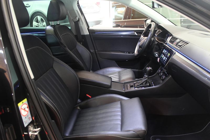 Škoda Superb (2021) 2.0TDI DSG Edition Style+ - fotka 24 z 39