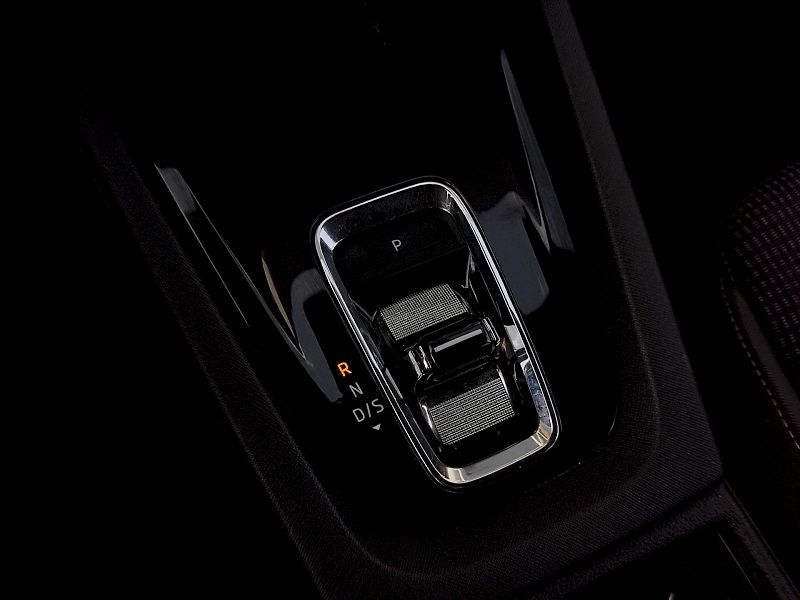 Škoda Octavia (2023) Combi Ambition 2,0 Tdi 110 Kw - fotka 23 z 36